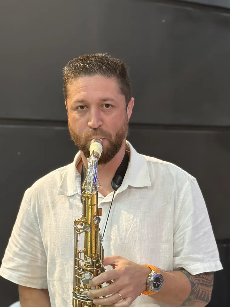 Helder Calixto, saxofonista da Heralds Band